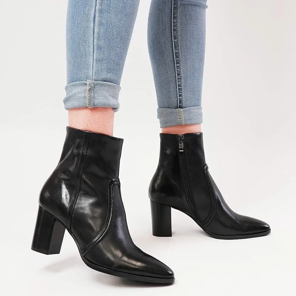 Anahi Black Leather Ankle Boots