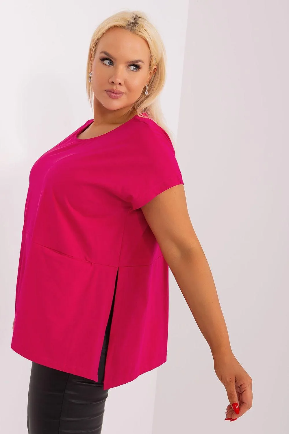 Chic Plus Size Blouse with Stylish Pockets for Effortless Elegance