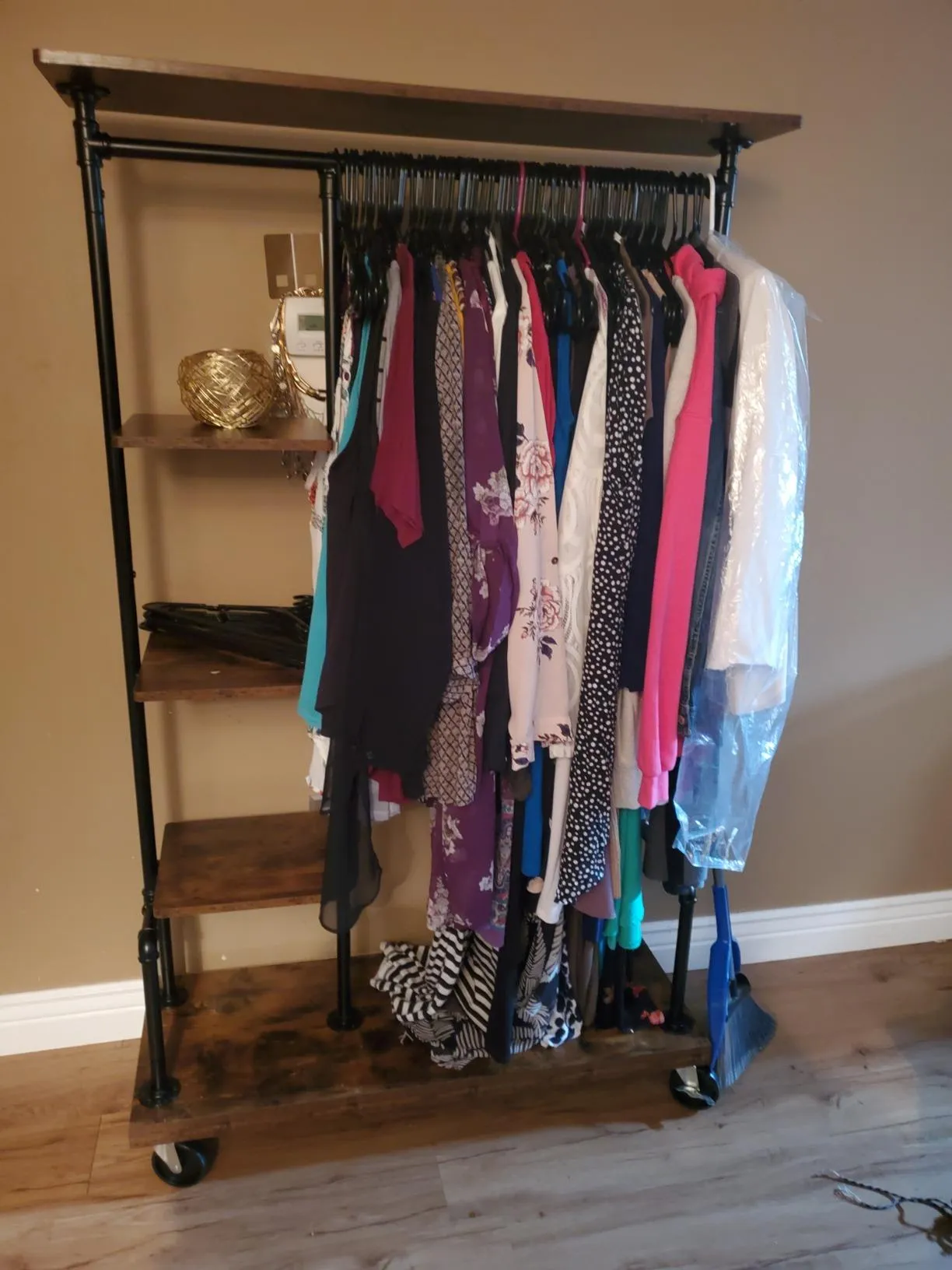 Clothes Rack, Clothing Rack on Wheels, 5-Tier Garment Rack with Metal Pipes