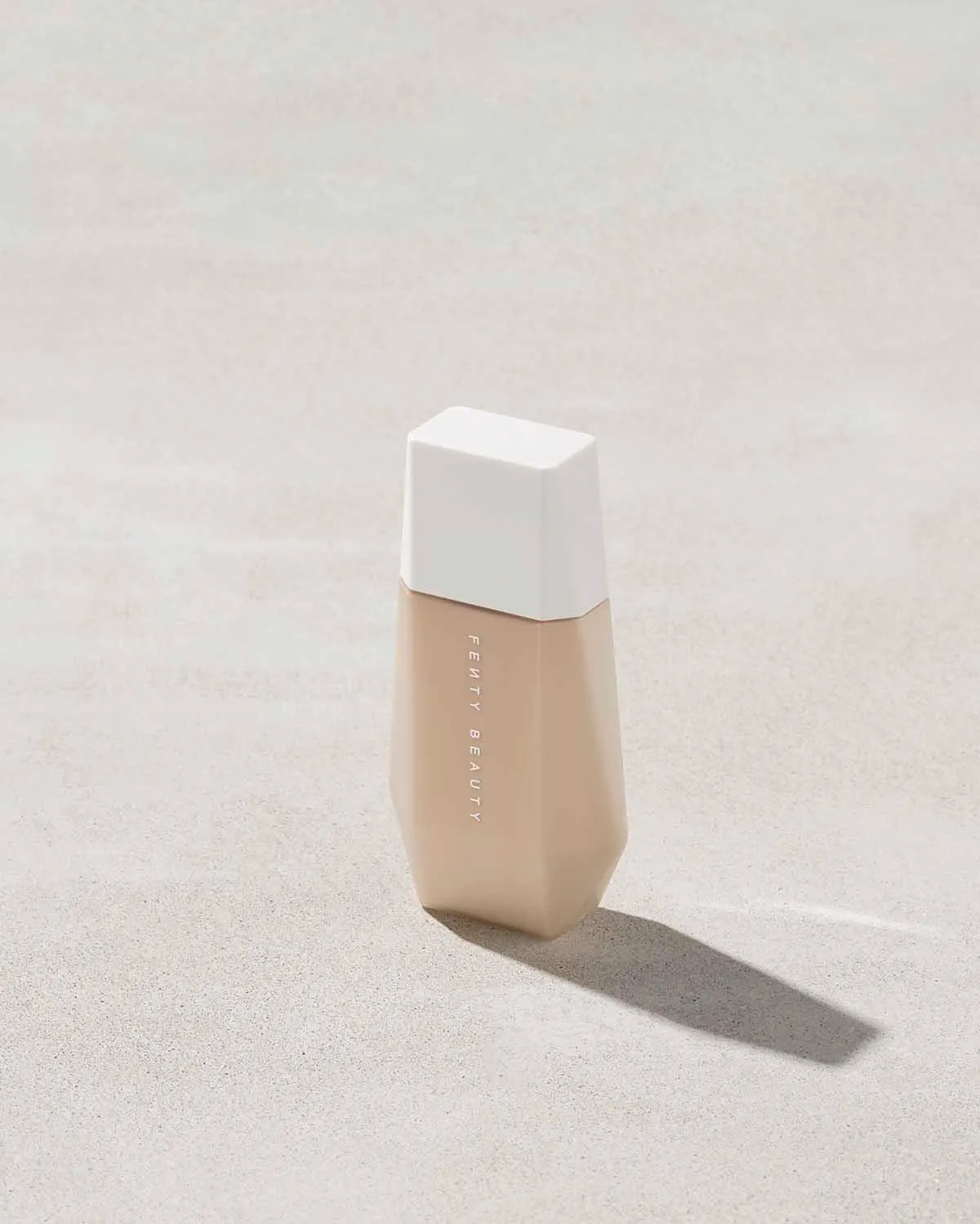 Fenty Beauty By Rihanna Eaze Drop Blurring Skin Tint (2)